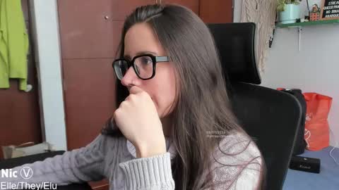 Nicole online show from 01/09/26, 02:53