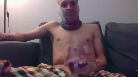 Scarf guy online show from 02/22/25, 09:26