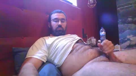 Snapshot of theviper1990 chatting on 12/30/24, 11:06 Carlos1990 online show from 12/30/24, 11:06