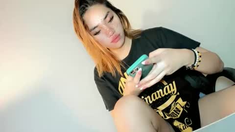 Snapshot of thewhoremistress05 chatting on 10/27/25, 09:35 stella online show from 10/27/25, 09:35