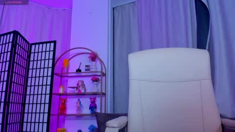Liz online show from 12/13/24, 08:37