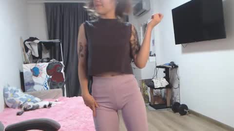 theysaidimcute online show from 10/08/25, 12:52