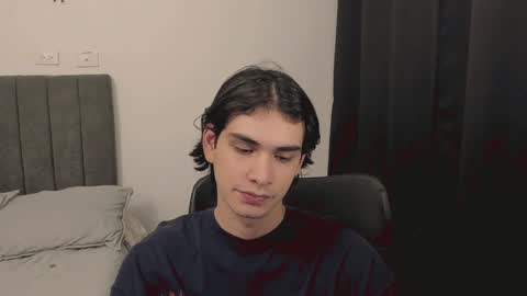 Snapshot of thiaan__ chatting on 12/26/24, 11:46 thiaan__ online show from 12/26/24, 11:46