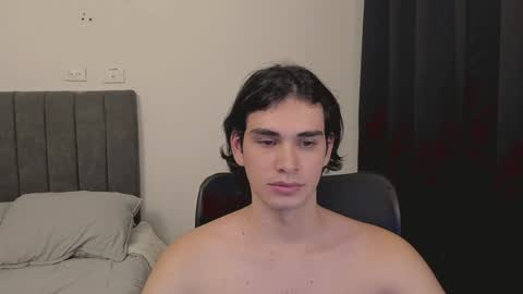 Snapshot of thiaan__ chatting on 01/10/25, 07:04 thiaan__ online show from 01/10/25, 07:04