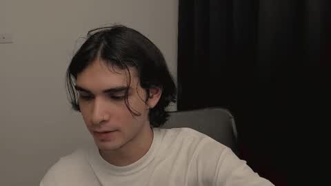 Snapshot of thiaan__ chatting on 02/12/25, 01:41 thiaan__ online show from 02/12/25, 01:41