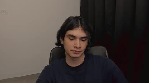 Snapshot of thiaan__ chatting on 02/18/25, 12:59 thiaan__ online show from 02/18/25, 12:59