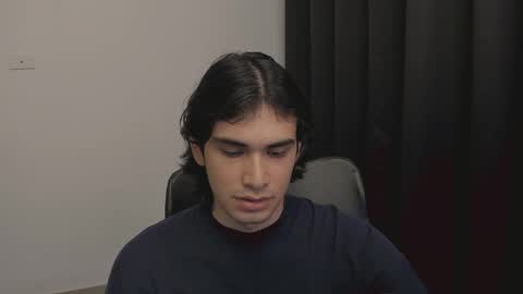 Snapshot of thiaan__ chatting on 02/19/25, 01:18 thiaan__ online show from 02/19/25, 01:18