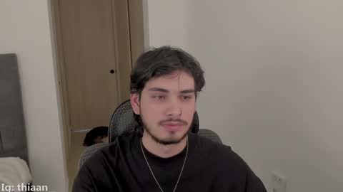 Snapshot of thiaan__ chatting on 09/13/25, 08:08 thiaan__ online show from 09/13/25, 08:08