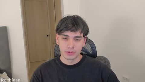 thiaan__ online show from 11/23/25, 03:50