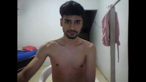 Snapshot of thiago22bk chatting on 11/28/25, 01:52 thiago22bk online show from 11/28/25, 01:52