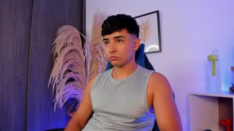 Snapshot of thiago_connor21 chatting on 05/22/26, 01:13 Thiago online show from 05/22/26, 01:13