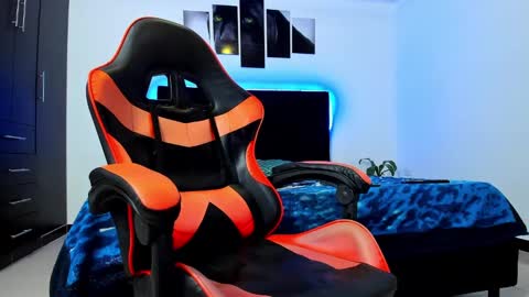 Snapshot of thiago_cp01 chatting on 02/05/25, 06:13 Thiago online show from 02/05/25, 06:13