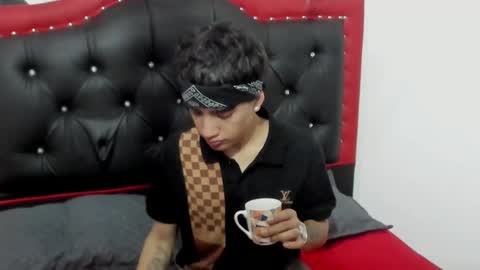 thiago_divine_anki online show from 10/20/25, 09:15