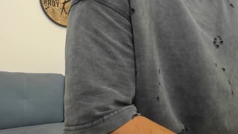 thiago_driussi online show from 01/07/25, 03:24