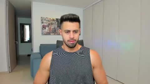 thiago_driussi online show from 03/04/25, 03:11