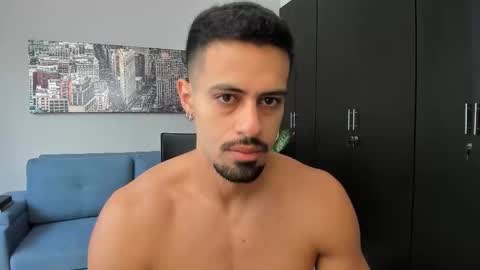 thiago_driussi online show from 10/21/25, 12:28