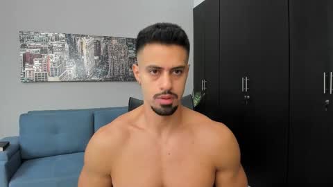 thiago_driussi online show from 10/23/25, 11:53