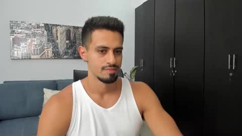 thiago_driussi online show from 11/30/25, 12:03