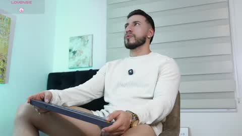 Thiago online show from 04/24/26, 01:52