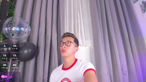 SanThiago online show from 12/02/25, 01:44