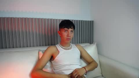 Thiago Khet online show from 04/23/26, 09:17