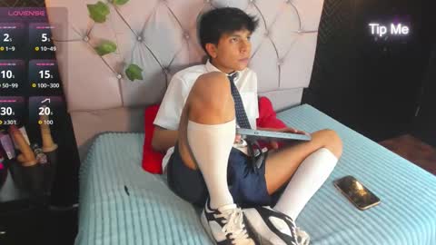 thiago online show from 10/08/25, 11:41