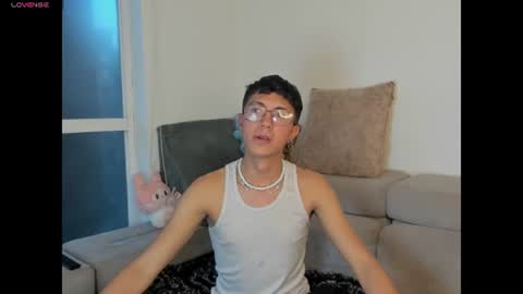 thiago_n_sam online show from 07/26/26, 11:11