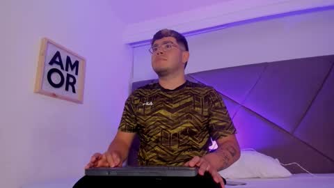 thiago_occonor online show from 11/03/25, 07:59