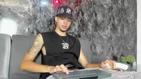 Thiago online show from 07/19/26, 07:39