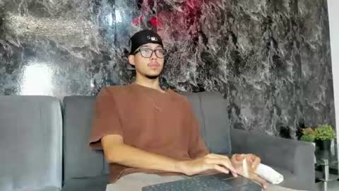 Thiago online show from 07/21/26, 07:16