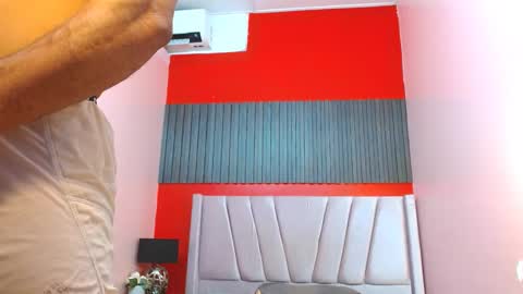 Thiago Summers online show from 09/15/25, 02:50