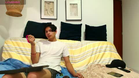 Snapshot of thiago_vega1 chatting on 04/09/26, 11:10 thiago_vega1 online show from 04/09/26, 11:10