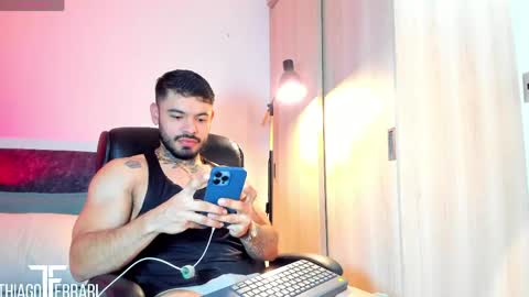 Snapshot of thiagoferrari1 chatting on 05/18/26, 11:10 thiago online show from 05/18/26, 11:10