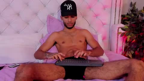 Snapshot of thiagoferreti_ chatting on 05/16/26, 02:19 ThiagoFerreti online show from 05/16/26, 02:19