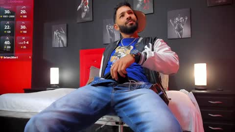 Snapshot of thiagomez17 chatting on 12/30/24, 12:42 Thia Gomez online show from 12/30/24, 12:42