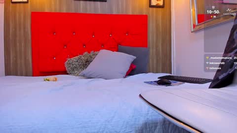 Snapshot of thiagomez17 chatting on 01/28/25, 03:35 Thia Gomez online show from 01/28/25, 03:35