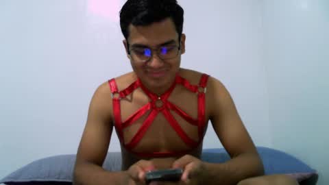 Snapshot of thiagovega_ chatting on 04/16/26, 06:47 thiagovega_ online show from 04/16/26, 06:47