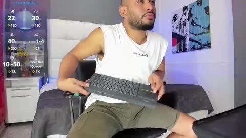 Snapshot of thiagoxbig chatting on 02/10/25, 09:15 thiagoxbig online show from 02/10/25, 09:15