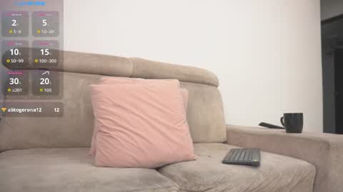 Snapshot of thiagoxbig chatting on 06/09/26, 11:27 thiagoxbig online show from 06/09/26, 11:27