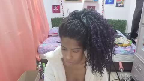 Snapshot of thiana_horny chatting on 07/10/26, 03:03 thiana_horny online show from 07/10/26, 03:03