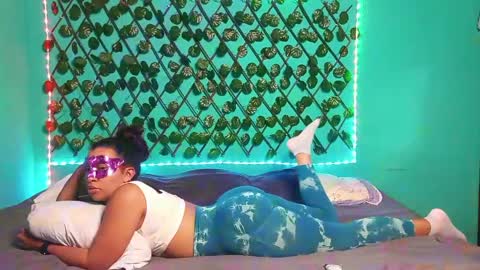 Thicc Queen The Rascal online show from 09/15/25, 02:00