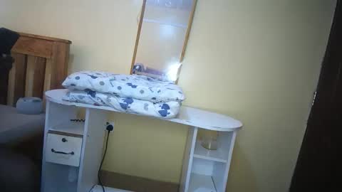 Snapshot of thiccyra90920 chatting on 09/22/25, 10:06 thickiana online show from 09/22/25, 10:06