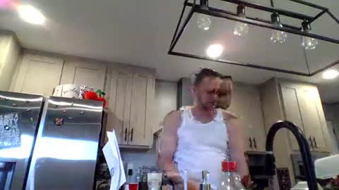 Snapshot of thick_dick11 chatting on 04/06/26, 01:23 Val online show from 04/06/26, 01:23
