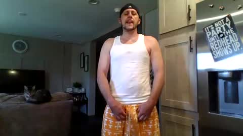 Snapshot of thick_dick11 chatting on 05/18/26, 03:51 Val online show from 05/18/26, 03:51
