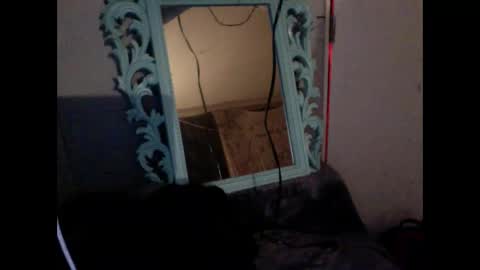 Snapshot of thickandjuicy2100 chatting on 11/15/25, 08:00 thickandjuicy2100 online show from 11/15/25, 08:00