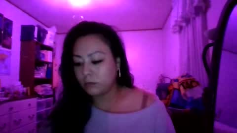 Snapshot of thickassazn93 chatting on 10/15/25, 11:54 thickassazn93 online show from 10/15/25, 11:54
