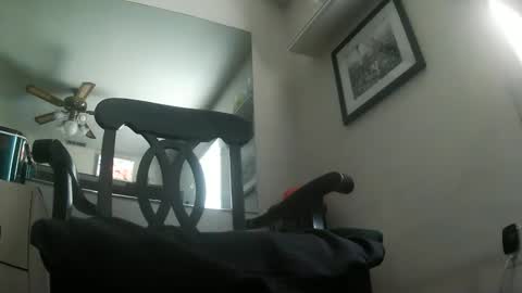 Snapshot of thickcock37 chatting on 03/19/26, 02:54 Thickcock37 online show from 03/19/26, 02:54