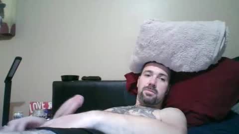 Snapshot of thickdickbadboy chatting on 12/23/25, 07:06 thickdickbadboy online show from 12/23/25, 07:06