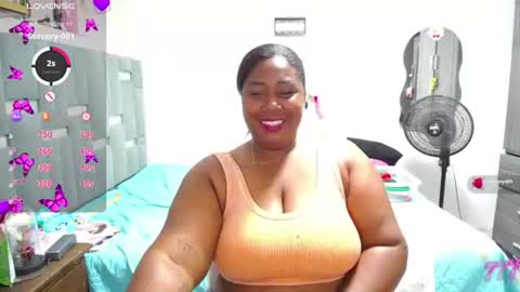 Snapshot of thickebonymilf chatting on 06/26/26, 02:27 XIOMARA online show from 06/26/26, 02:27