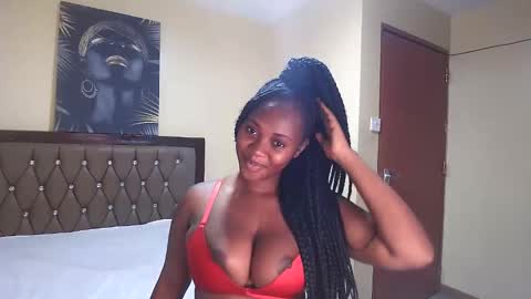 Snapshot of thickfantasy chatting on 09/24/25, 03:43 zara online show from 09/24/25, 03:43